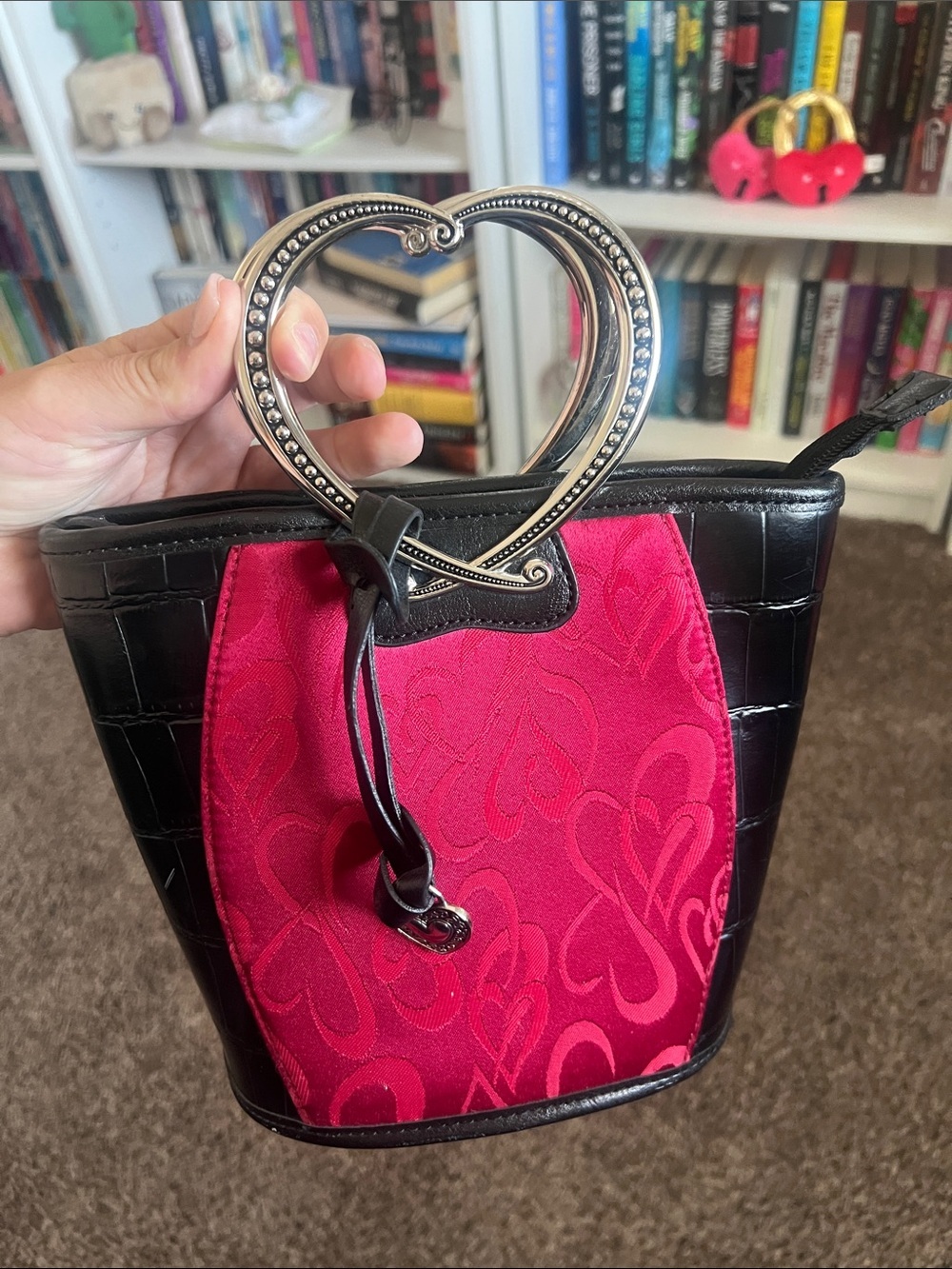 Vintage 90s Faux leather handbag with heart-shaped handles